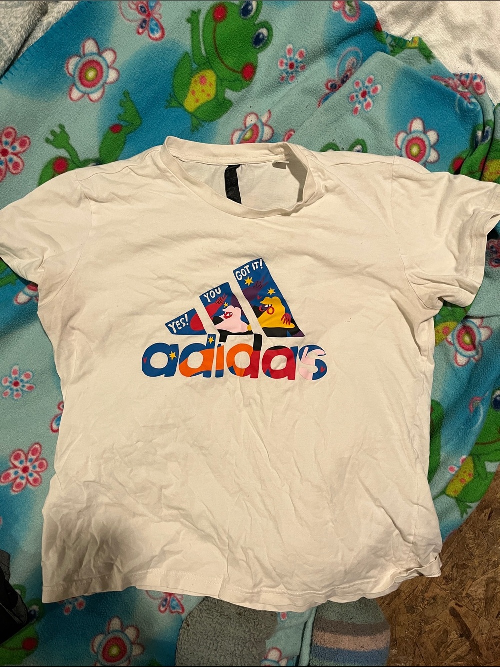 adidas White womens large Graphic Tee with Multicolor Logo